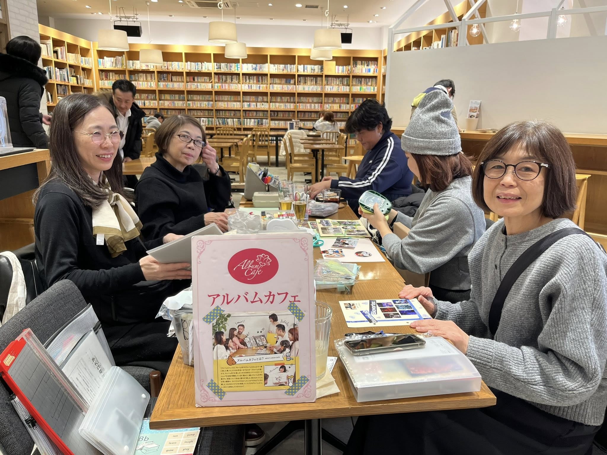 １０５回アルバムカフェの様子